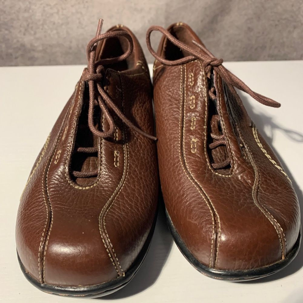 Clarks Women BRN Leather Topstitch Lace Up Casual Comfort Oxford Shoes Size 7.5 - Picture 2 of 8